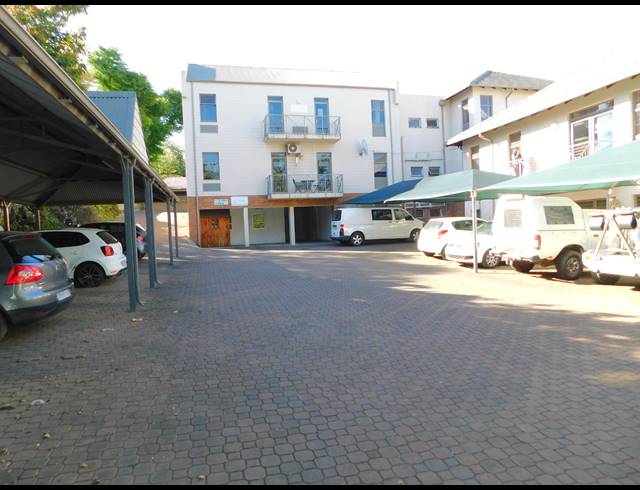 125M² OFFICE TO LET IN BORDEAUX
